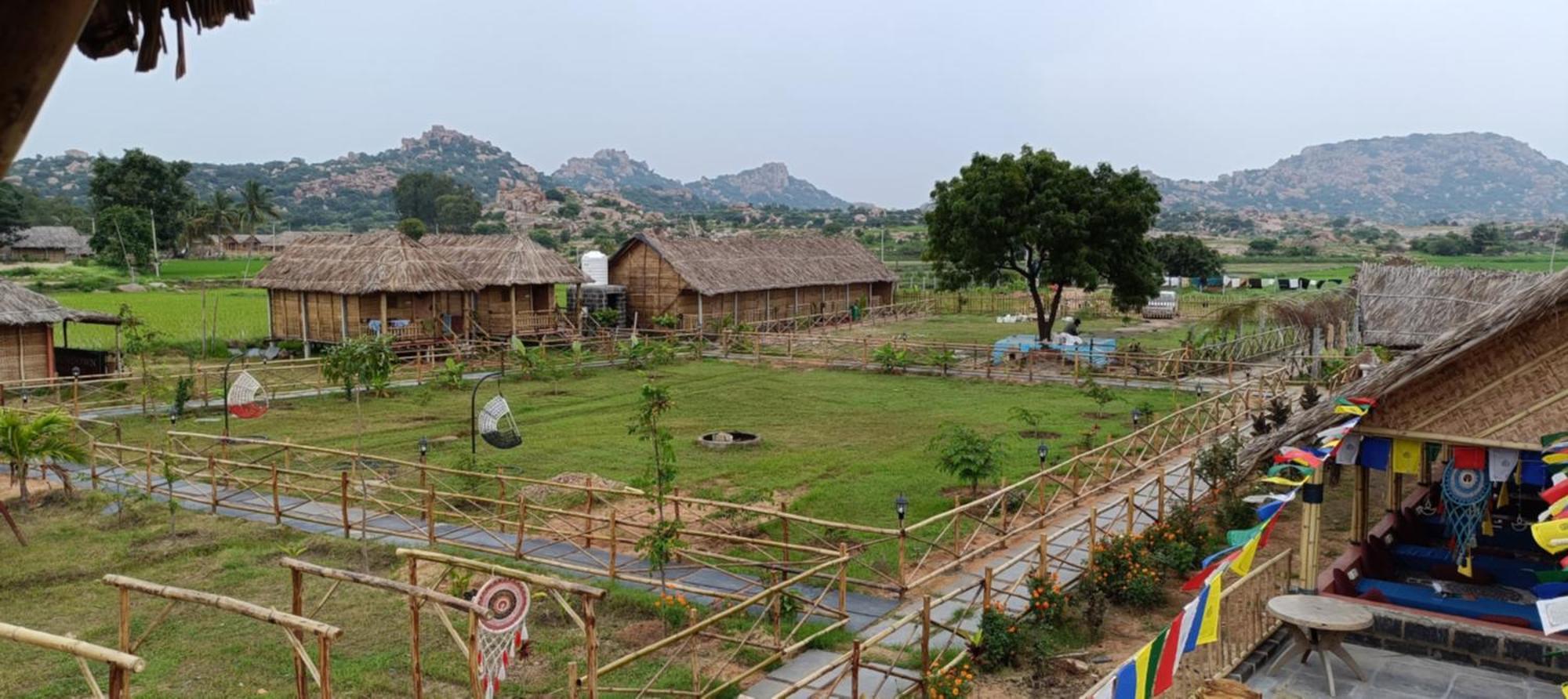 The Sundown Hampi Hotel Luaran gambar